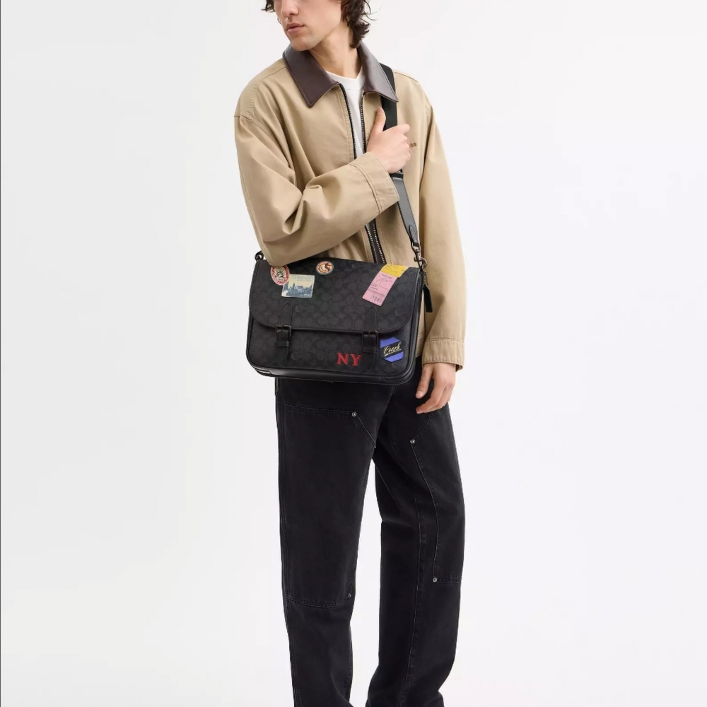 COACH Large MESSANGER BAG Signature Canvas With Patches Nwt